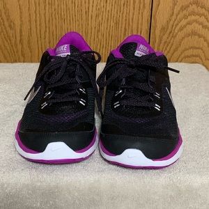Nike Flex Trainer 5 Athletic Shoes